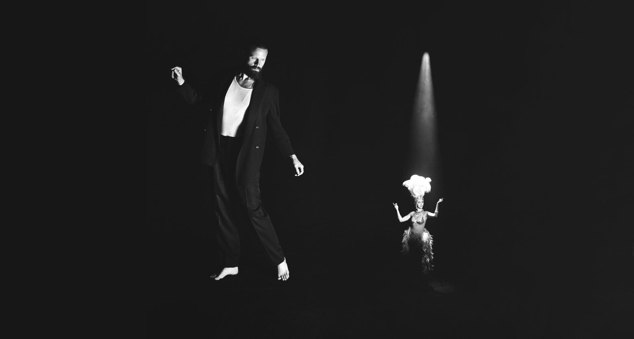 Father John Misty – Chloë and The Next 20th Century